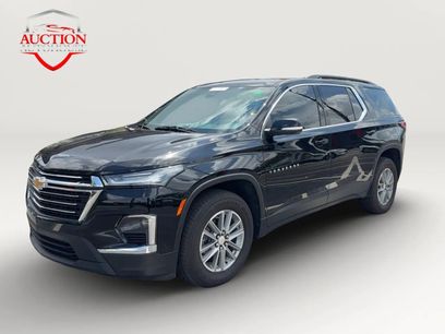 Used 2023 Chevrolet Traverse LT