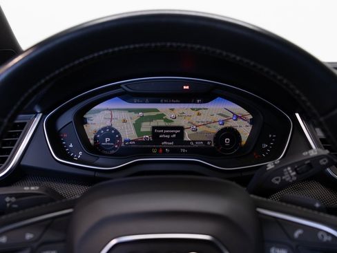 Used 2020 Audi SQ5 Premium Plus w/ Premium Plus Package image 28