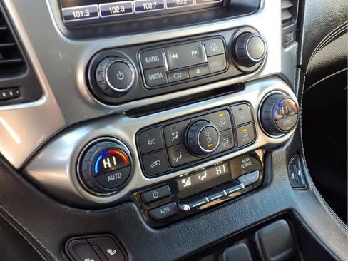 Used 2016 Chevrolet Tahoe LT image 14