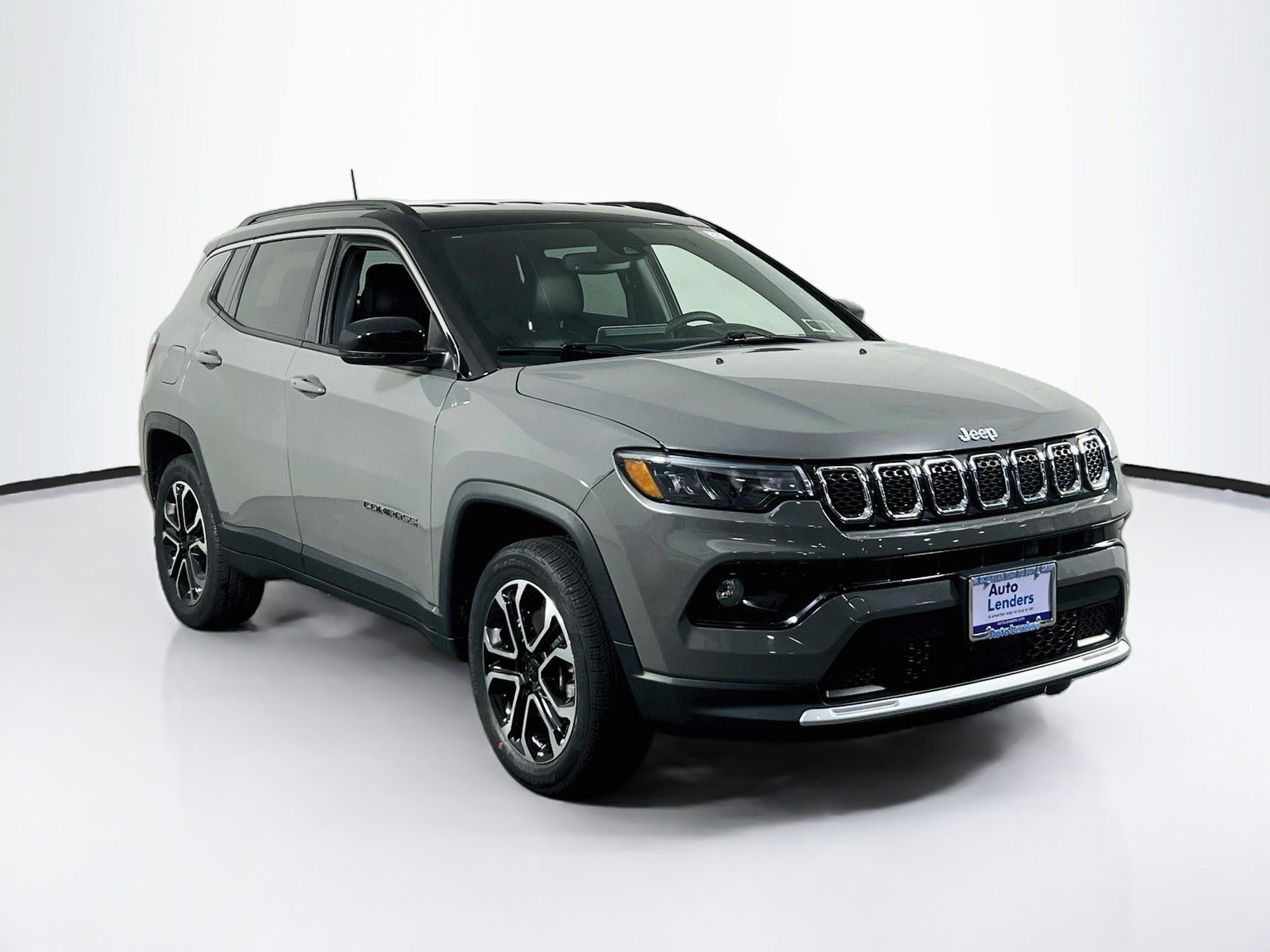 Used 2023 Jeep Compass Limited AWD/4WD image 3