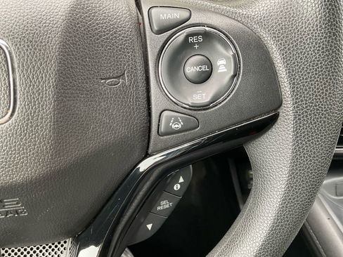 Used 2022 Honda HR-V EX image 34