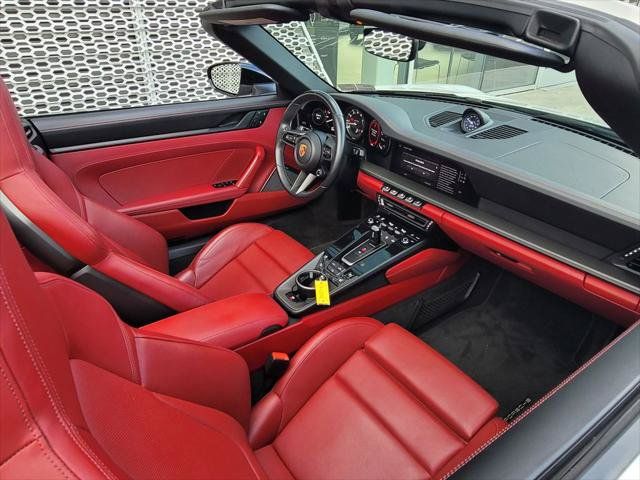 Used 2022 Porsche 911 Carrera GTS RWD image 22