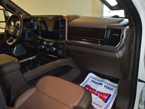 Used 2026 Ford F250 King Ranch w/ Tremor Off-Road Package AWD/4WD image 10