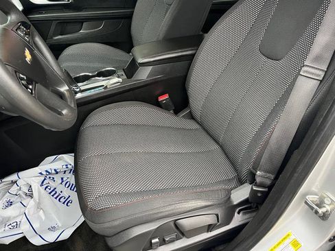 Used 2017 Chevrolet Equinox LS image 11