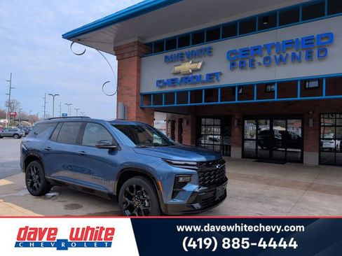 Used 2025 Chevrolet Traverse RS w/ LPO, Floor Liner Package image 1