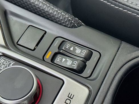 Used 2019 Subaru Forester Limited image 19