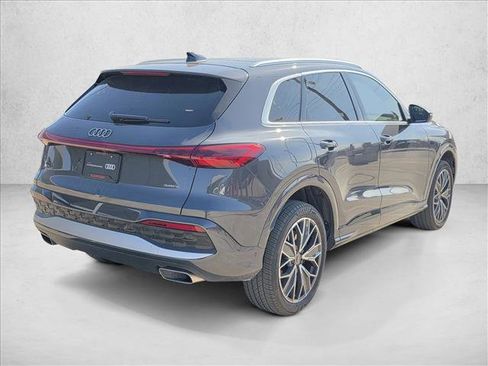 Certified 2025 Audi Q5 Premium Plus w/ Premium Plus image 5