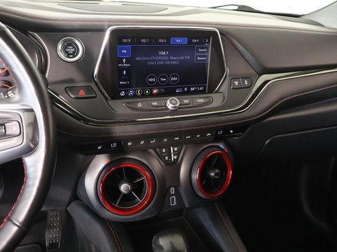 Used 2019 Chevrolet Blazer RS w/ Sun and Wheels Package FWD image 5