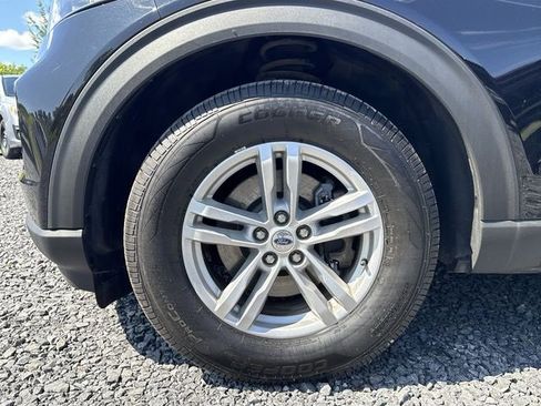 Used 2021 Ford Explorer XLT w/ Equipment Group 202A image 33