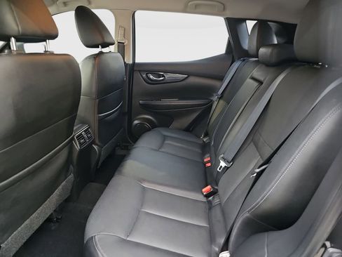 Used 2018 Nissan Rogue Sport SL image 20