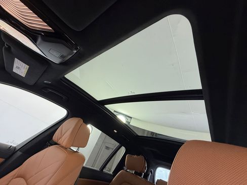 Used 2026 BMW X7 xDrive40i image 14