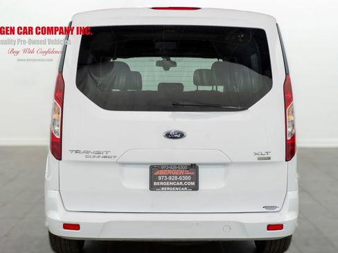 Used 2016 Ford Transit Connect XLT image 10