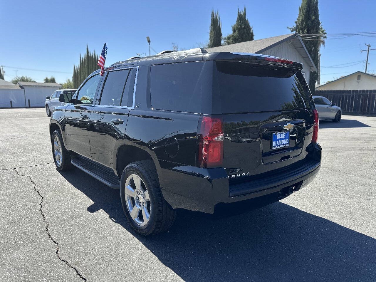 Used 2017 Chevrolet Tahoe LT AWD/4WD image 4