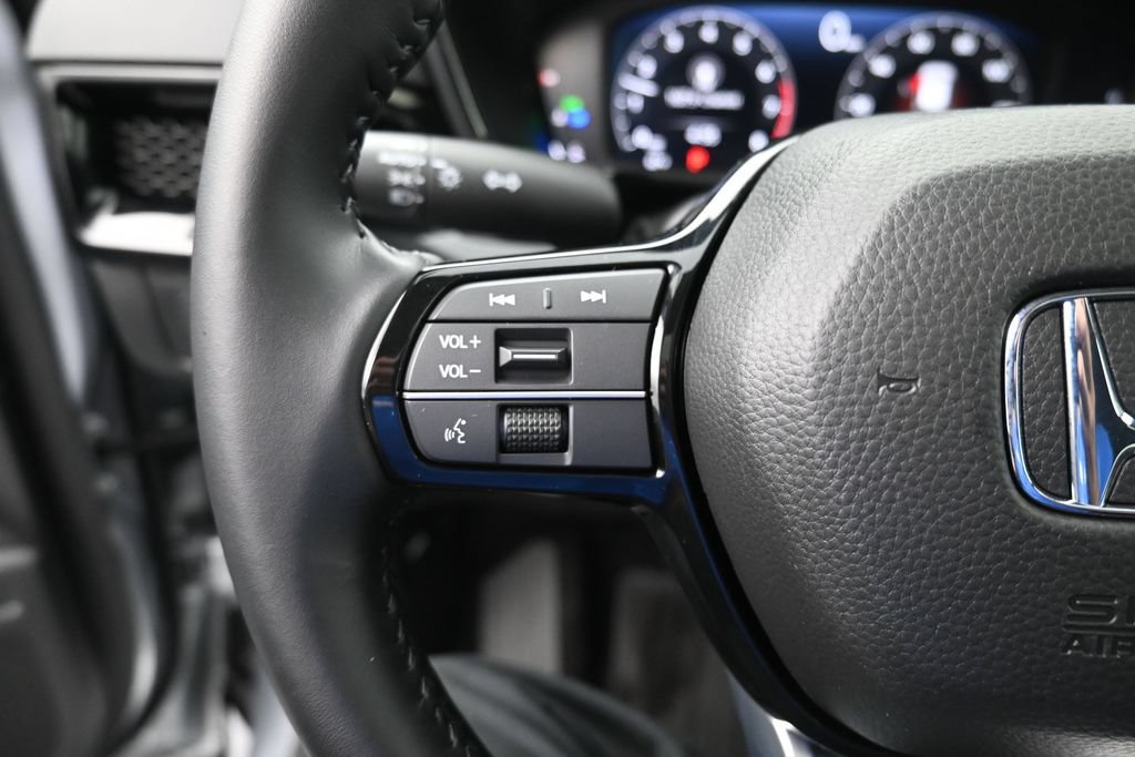 Used 2026 Honda CR-V EX-L image 28