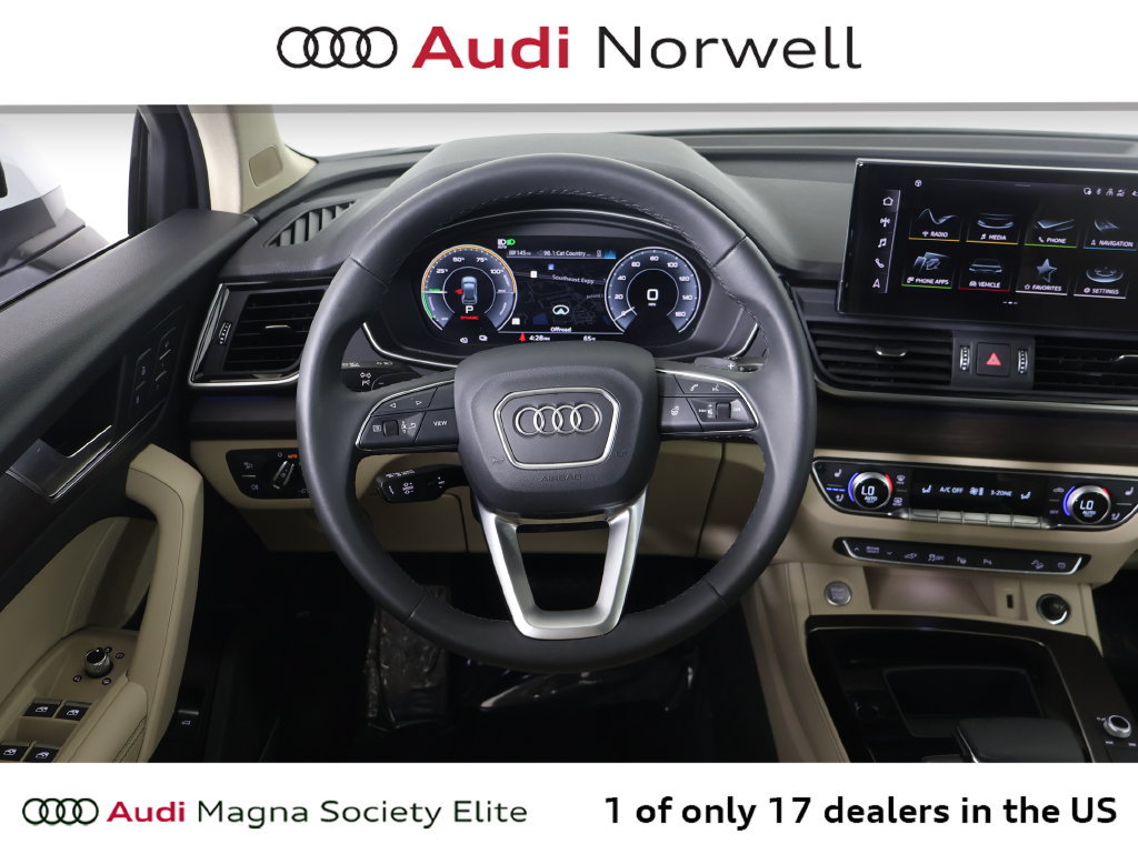 Used 2023 Audi Q5 e Prestige AWD/4WD image 33