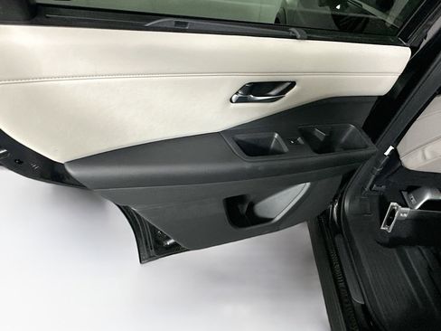 Used 2023 Nissan Pathfinder SL w/ SL Premium Package AWD/4WD image 27