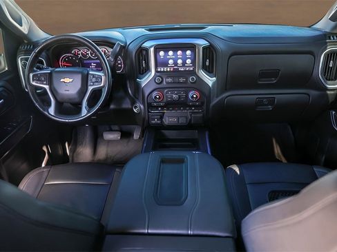 Used 2022 Chevrolet Silverado 2500 LT w/ Convenience Package image 25