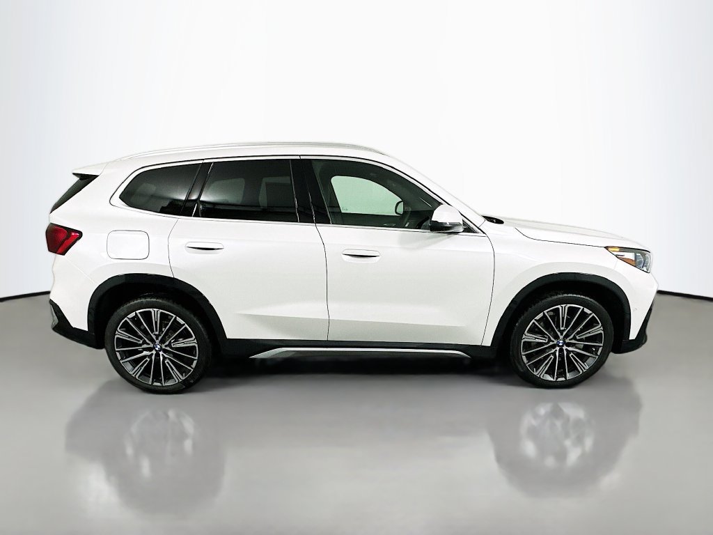 Used 2026 BMW X1 xDrive28i w/ Technology Package AWD/4WD image 4