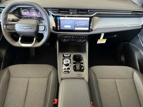 New 2026 Jeep Cherokee Laredo AWD/4WD image 10