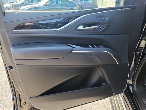 Certified 2021 Cadillac Escalade Sport w/ Driver Assist Tech Package image 12