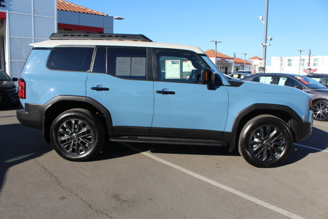 Certified 2025 Toyota Land Cruiser w/ Premium Package AWD/4WD image 18