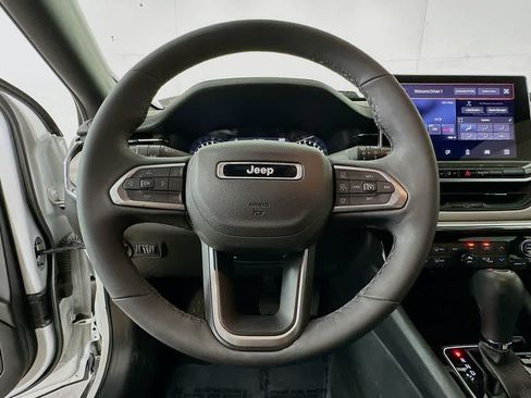 Used 2024 Jeep Compass Limited AWD/4WD image 15