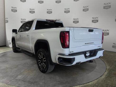 Used 2020 GMC Sierra 1500 AT4 w/ AT4 Premium Package AWD/4WD image 3