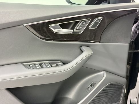 New 2026 Audi Q8 Premium Plus image 23