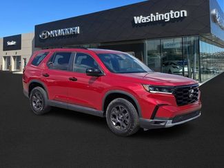 Used 2023 Honda Pilot TrailSport video 1
