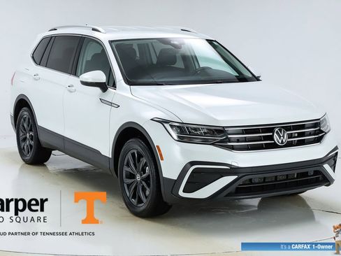 Used 2023 Volkswagen Tiguan SE image 15