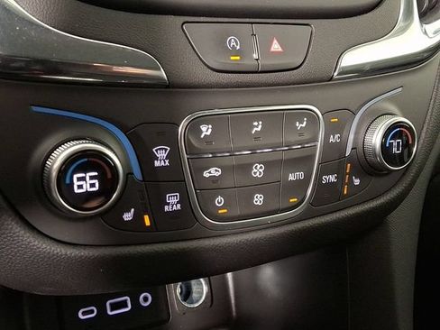 Used 2024 Chevrolet Equinox LT w/ LPO, Floor Liner Package AWD/4WD image 17