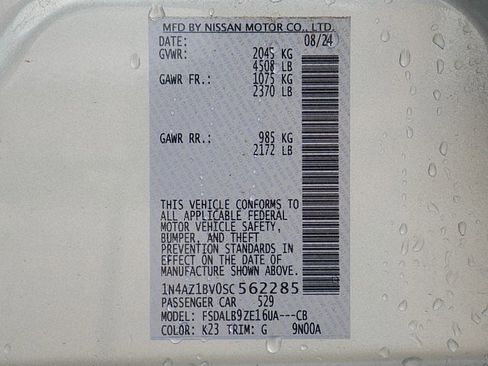 Used 2025 Nissan Leaf S image 49