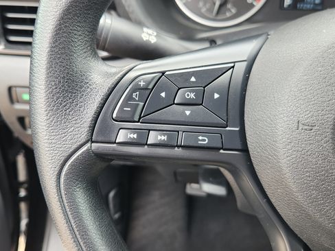 Used 2024 Nissan Sentra S FWD image 29