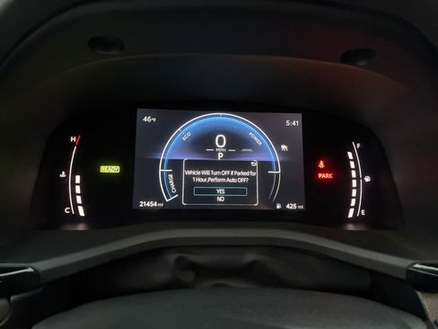 Used 2025 Toyota Camry LE image 38