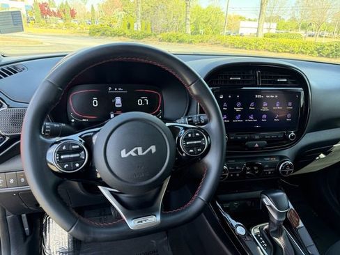 Certified 2023 Kia Soul GT-Line image 14