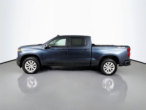 Used 2020 Chevrolet Silverado 1500 Custom w/ Custom Value Package AWD/4WD image 5