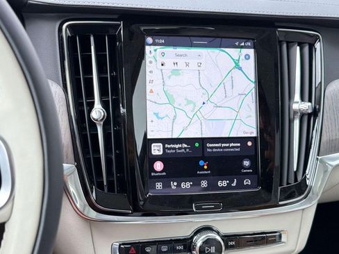 Used 2025 Volvo S90 B6 Ultra image 23