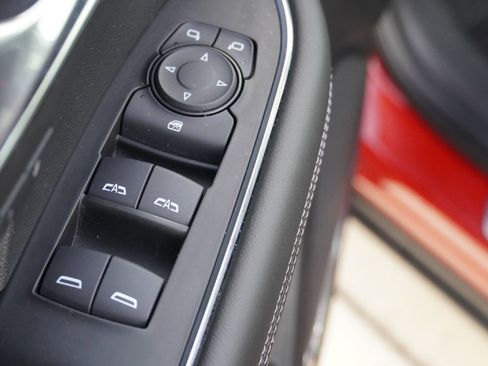 Used 2025 Buick Envision Preferred image 24