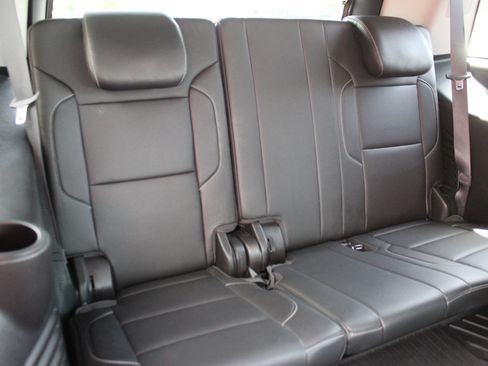 Used 2019 Chevrolet Tahoe Premier RWD image 36