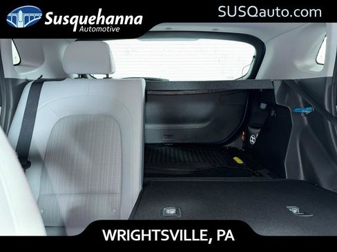 Used 2023 Hyundai Kona SEL w/ Convenience Package image 5