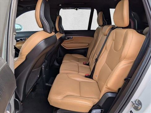 Used 2023 Volvo XC90 T8 Ultimate image 16