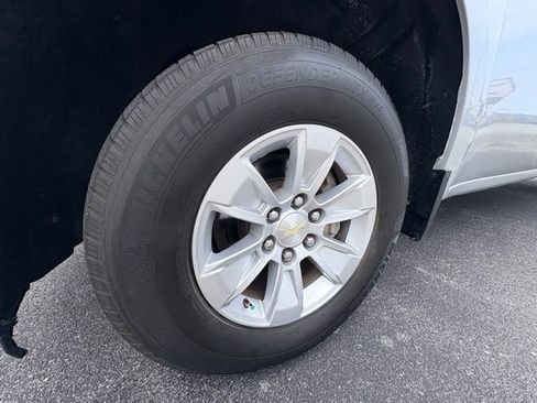Used 2019 Chevrolet Silverado 1500 LT w/ All-Star Edition AWD/4WD image 14