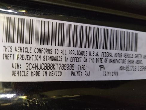 Used 2019 Jeep Compass Latitude w/ Popular Equipment Group FWD image 33
