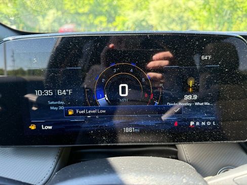 Used 2025 Chevrolet Equinox LT w/ Convenience Package II FWD image 11