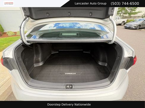 Used 2020 Toyota Corolla SE FWD image 24