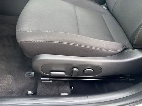 Certified 2024 Hyundai Kona SEL AWD/4WD image 11