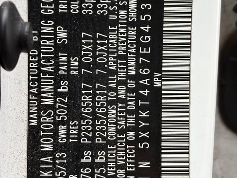 Used 2014 Kia Sorento LX image 11