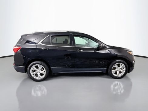 Used 2020 Chevrolet Equinox LT FWD image 11