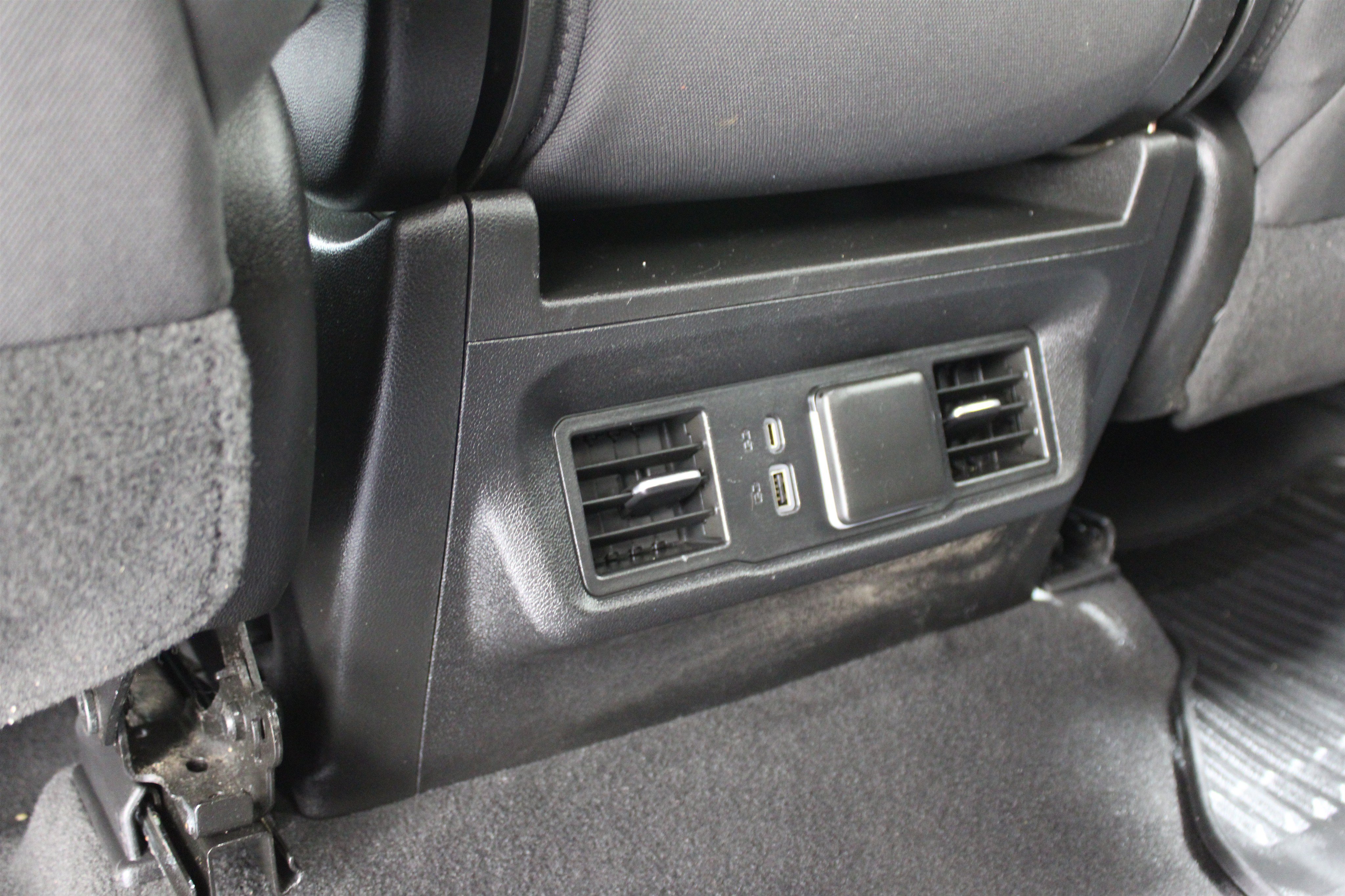 Used 2024 GMC Sierra 1500 SLE AWD/4WD image 20