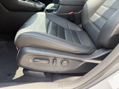 Used 2024 Honda CR-V EX-L image 30